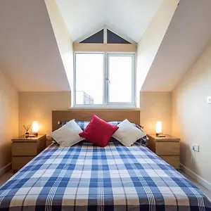 Homestay Cruisers Haven, Southampton